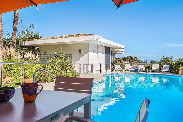 Chalet para 10 personas, con jardín y balcón - 1