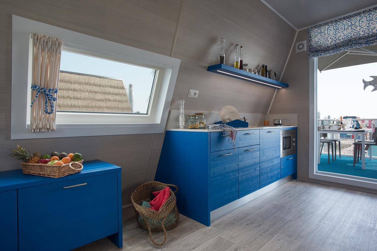 Houseboat for 6 people with pool in Lignano Sabbiadoro, Venetia