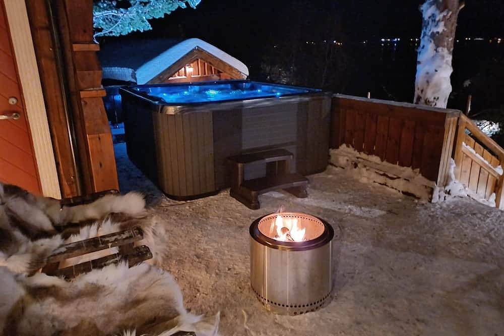 Hermosa y acogedora cabaña con sauna y la maravillosa vista en el idílico Malangen in Balsfjord