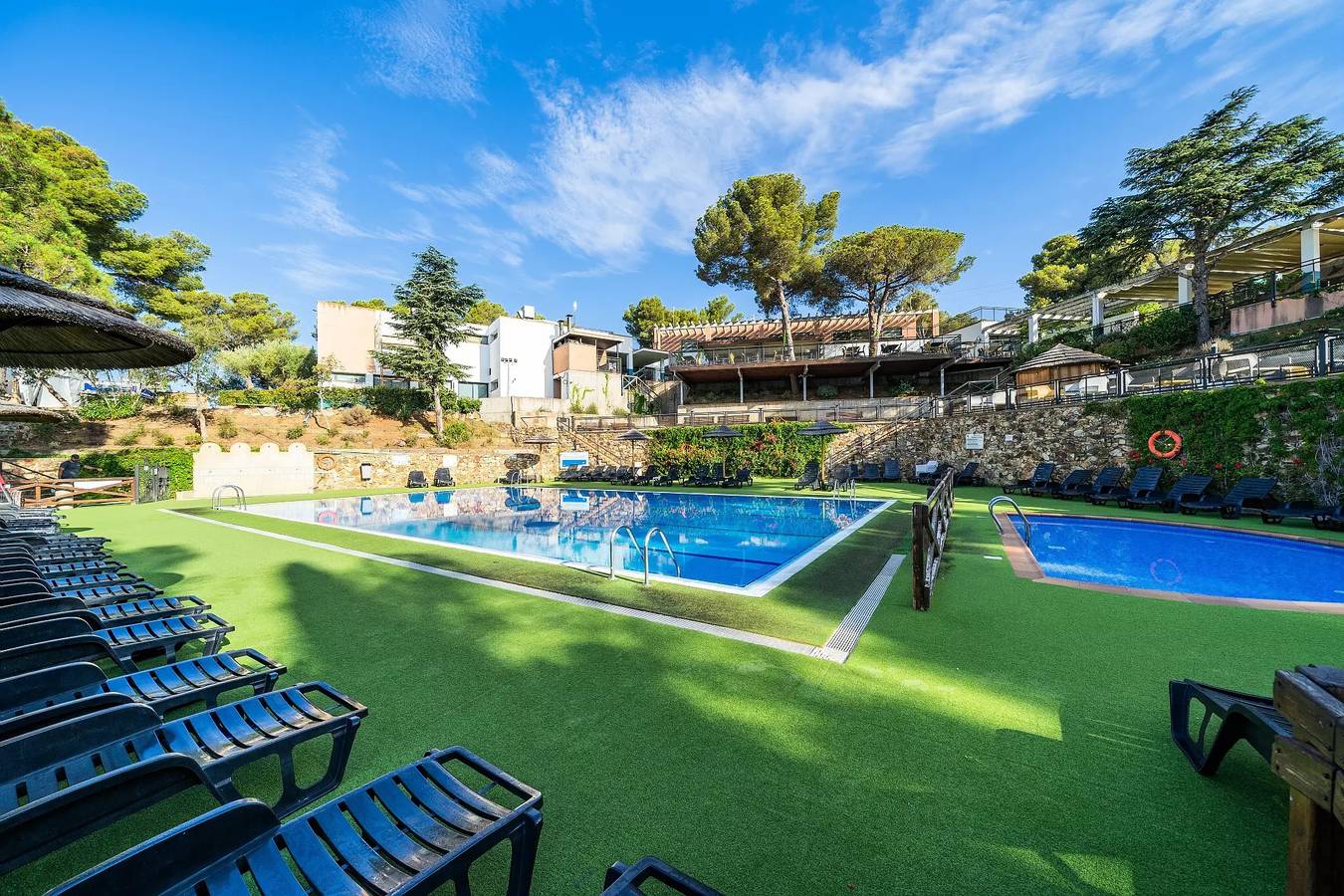 Mobil-home | Comfort | 2 Hab. | 4/6 pers. | Terraza elevada | A/C in Santa Maria de Llorell, Tossa de Mar