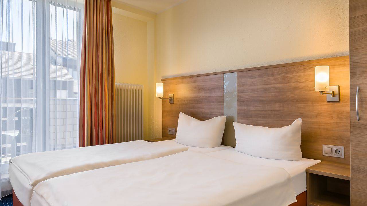 Apartamento vacacional entero, Ferienwohnung für 4 Personen (42 m²) in Bonn in Bonn, Renania