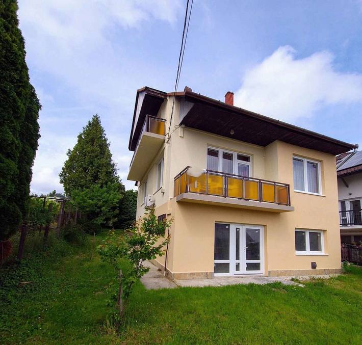 Ferienwohnung für 5 Personen, mit Balkon und Garten in Zalakaros