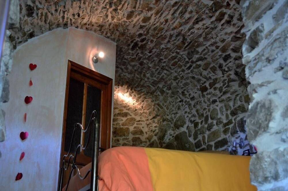 B&B Da Marta: Deluxe Double Room with Balcony in Apricale, Ligurische Alpen