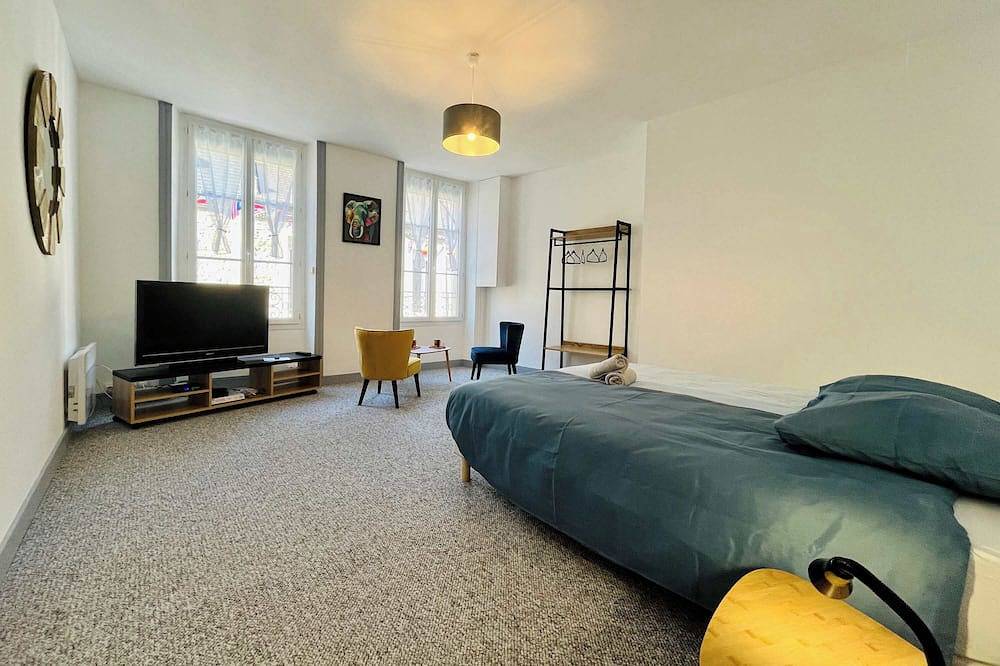 Entire apartment, Le Studio du Chateau - Center of Carentan in Carentan les Marais, Saint-Lô region