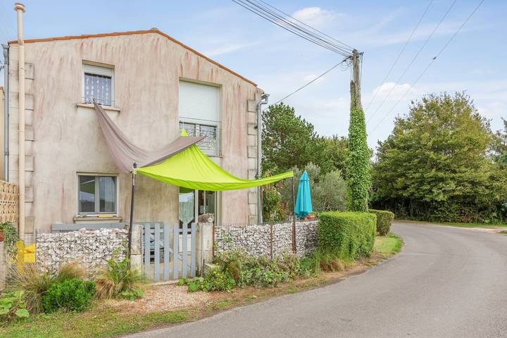 Apartamento entero, Apartamento Acogedor en Mortagne-sur-Gironde, 45 m², Terraza in Mortagne-sur-Gironde, Saintes region