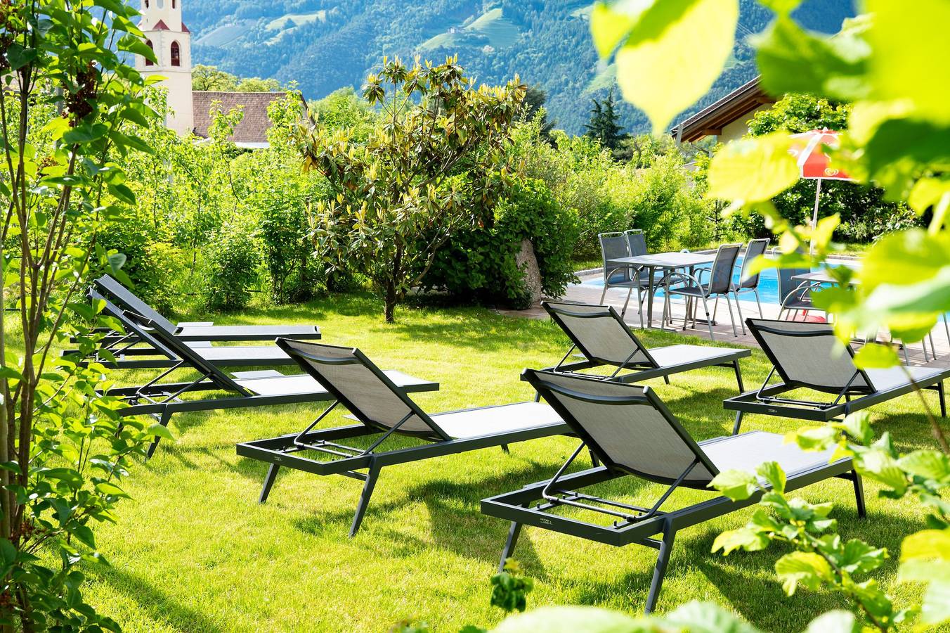 Zimmer 'Garni Unterweggütl Fußballzimmer' mit Bergblick, Gemeinschaftspool und Wlan in Naturns, Texelgruppe