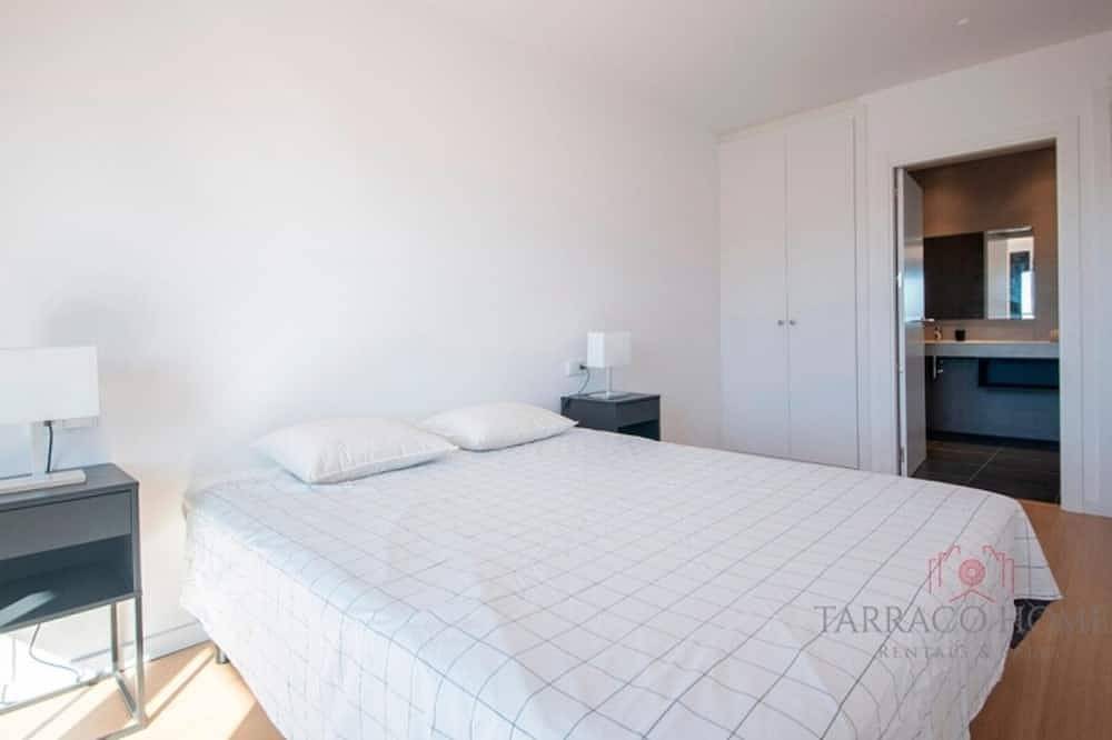 Moderne Villa mit 5 Schlafzimmern nahe Golf und Strand an Costa Dorada in el Catllar, Costa Dorada