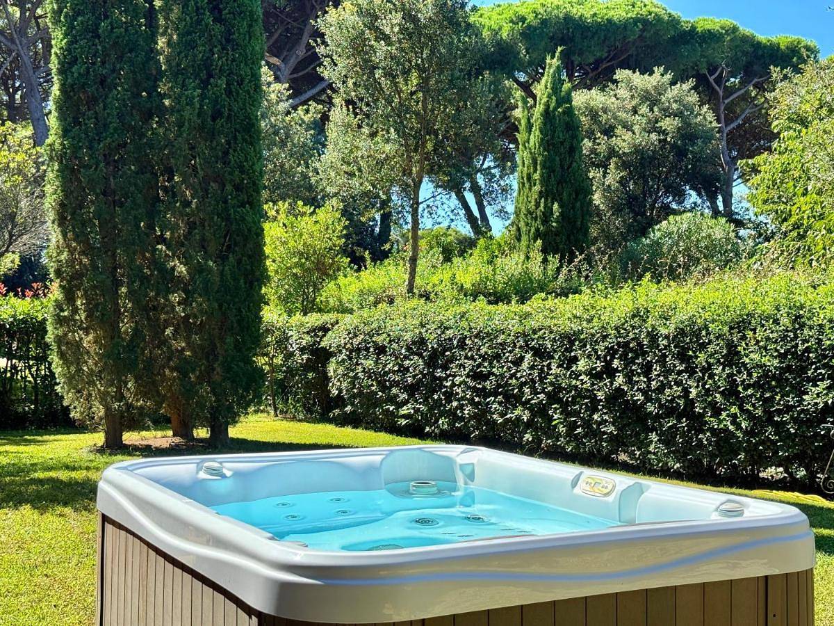 Ville Di Villa Biserno in Garden Toscana Resort, San Vincenzo