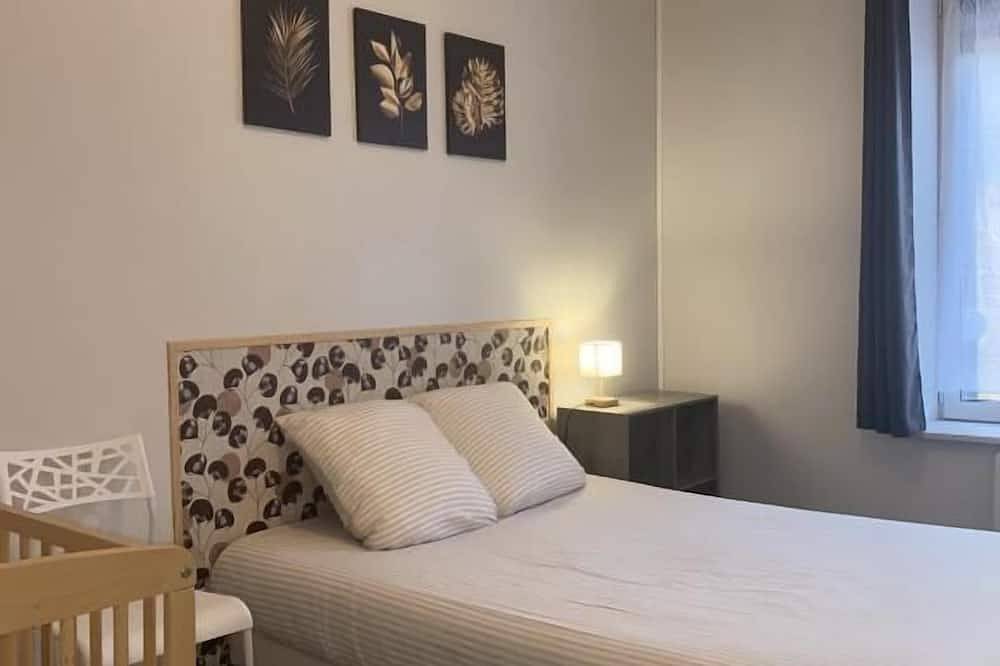 A&J Family -Logement 8 pers. à Neuvy, Jardin Privé in Neuvy-sur-Loire, Vallée de la Loire