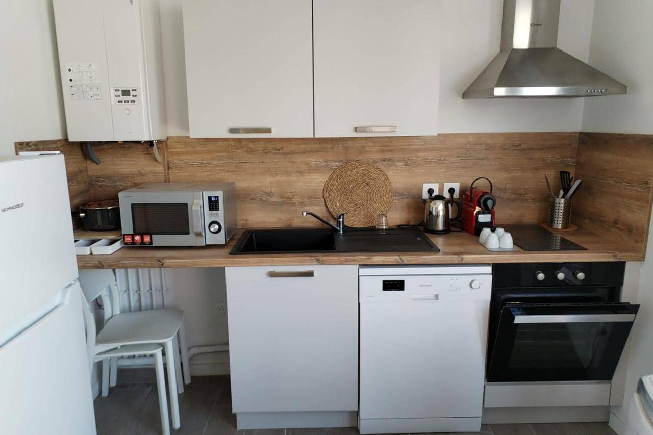 Appartement entier, Studio in Monteux, Vaucluse