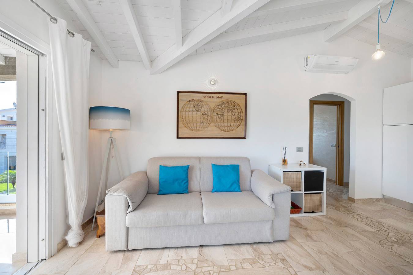 Casa Vacanze 'R House Puntocasabudoni Budoni Cove' con Terrazza Privata, Wi-Fi e Aria Condizionata in Budoni, Olbia-Tempio