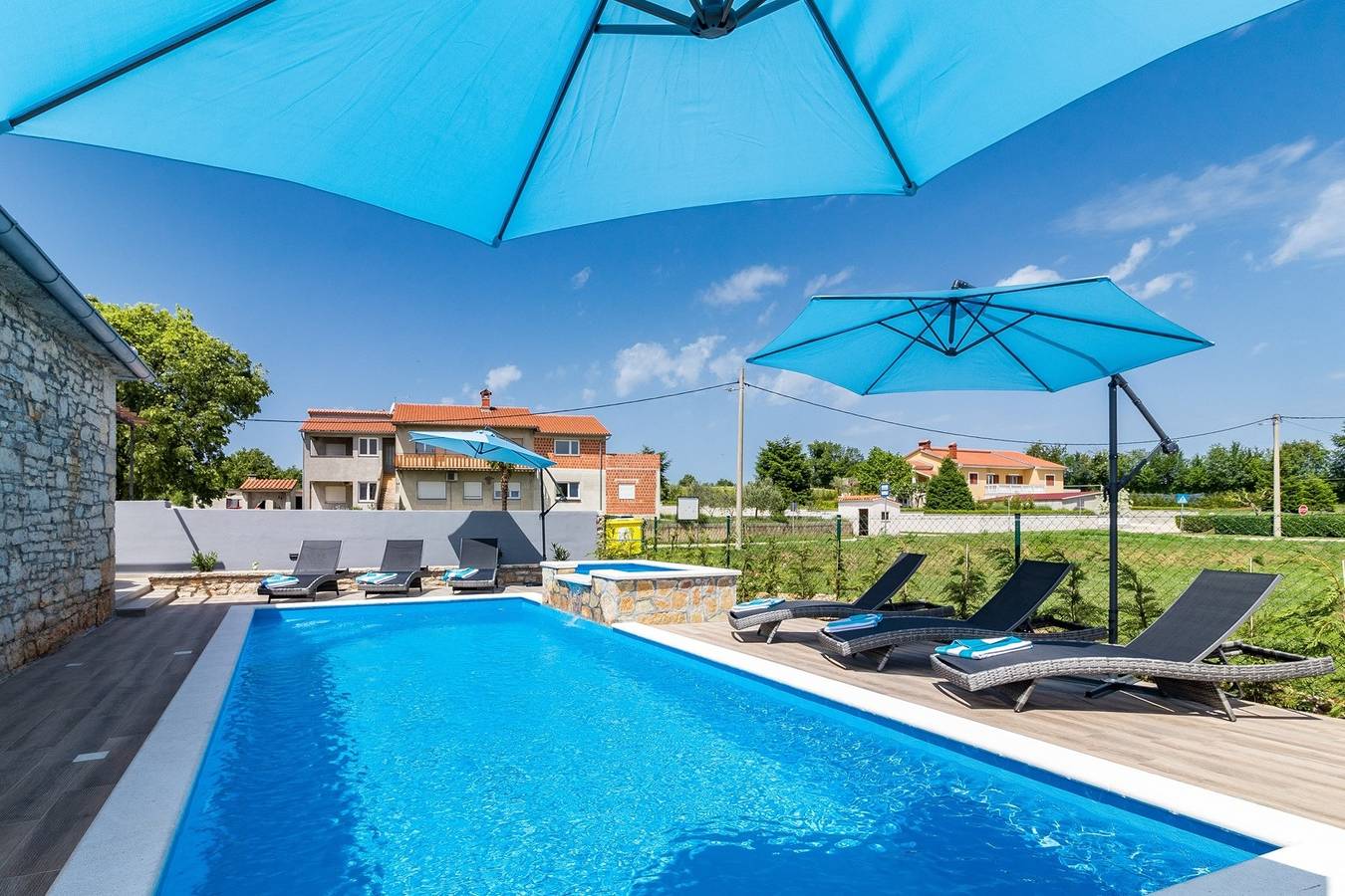 Created with love, Villa Imela with a private pool is an ideal place for family vacation in Barban, Zuidkust Istrië