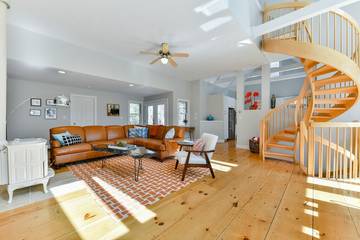 Vacation House for 16 Guests in Harwich, Cape Cod, Picture 2