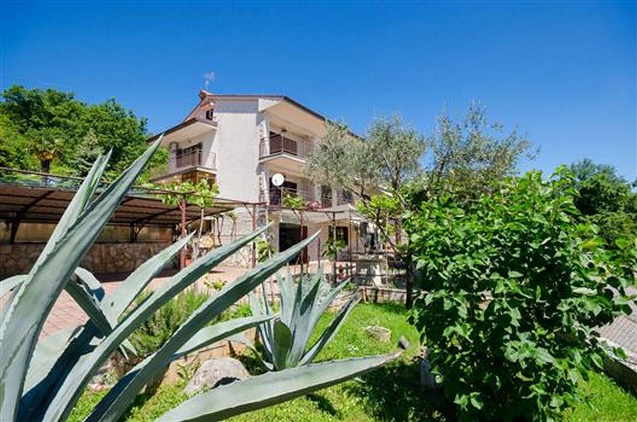 Entire apartment, One bedroom apartment with terrace and sea view Lovran, Opatija A-23701-a in Lovran, Opatija Riviera
