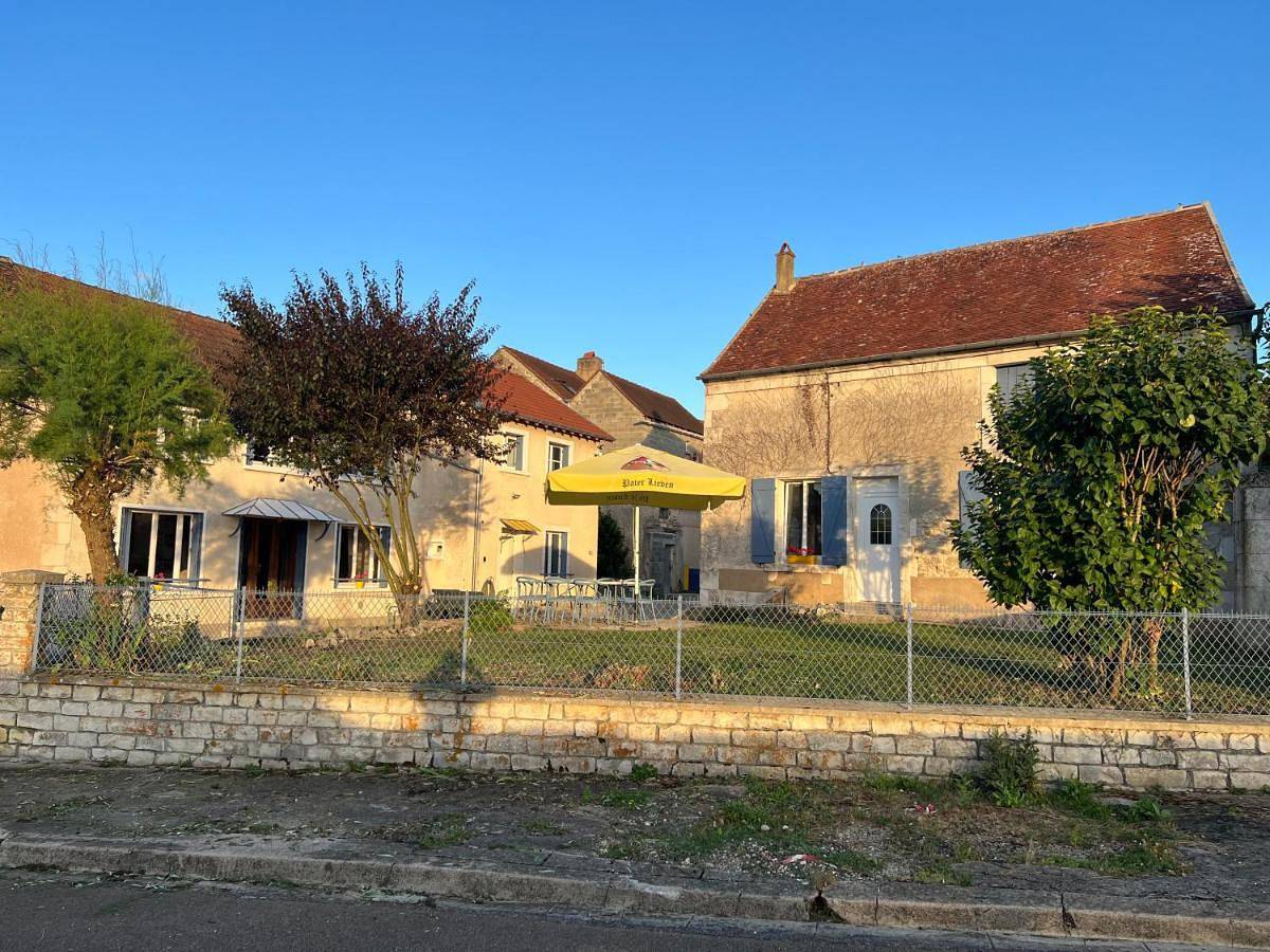 L'Entracte in Jussy, Région d'Auxerre