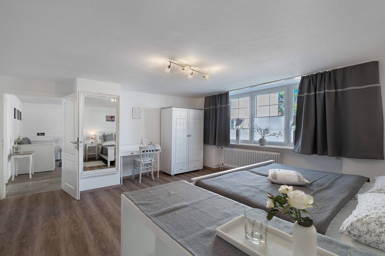 Ganze Wohnung, Apartment 'Schwarzwaldtani - Städtle 2' mit Bergblick, Wlan und Klimaanlage in Bühl, Mittlerer Schwarzwald