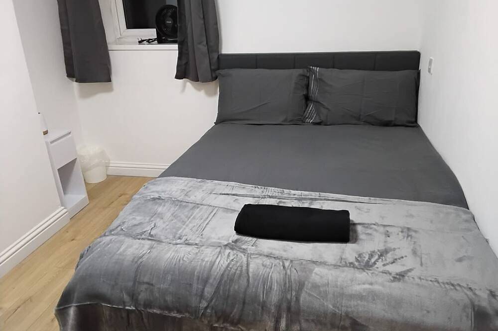 Ganze Wohnung, Cardiff Hideaway w/ Private Garden & Hot Tub in Cardiff, Cardiff und Umgebung