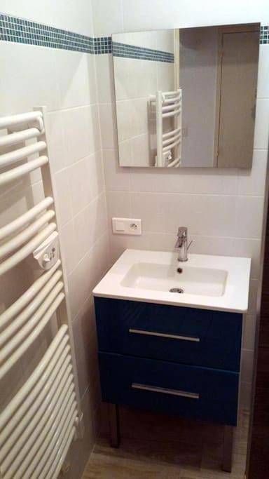 Appartement entier, One-Bedroom Apartment in Plougastel-Daoulas, Région de Brest