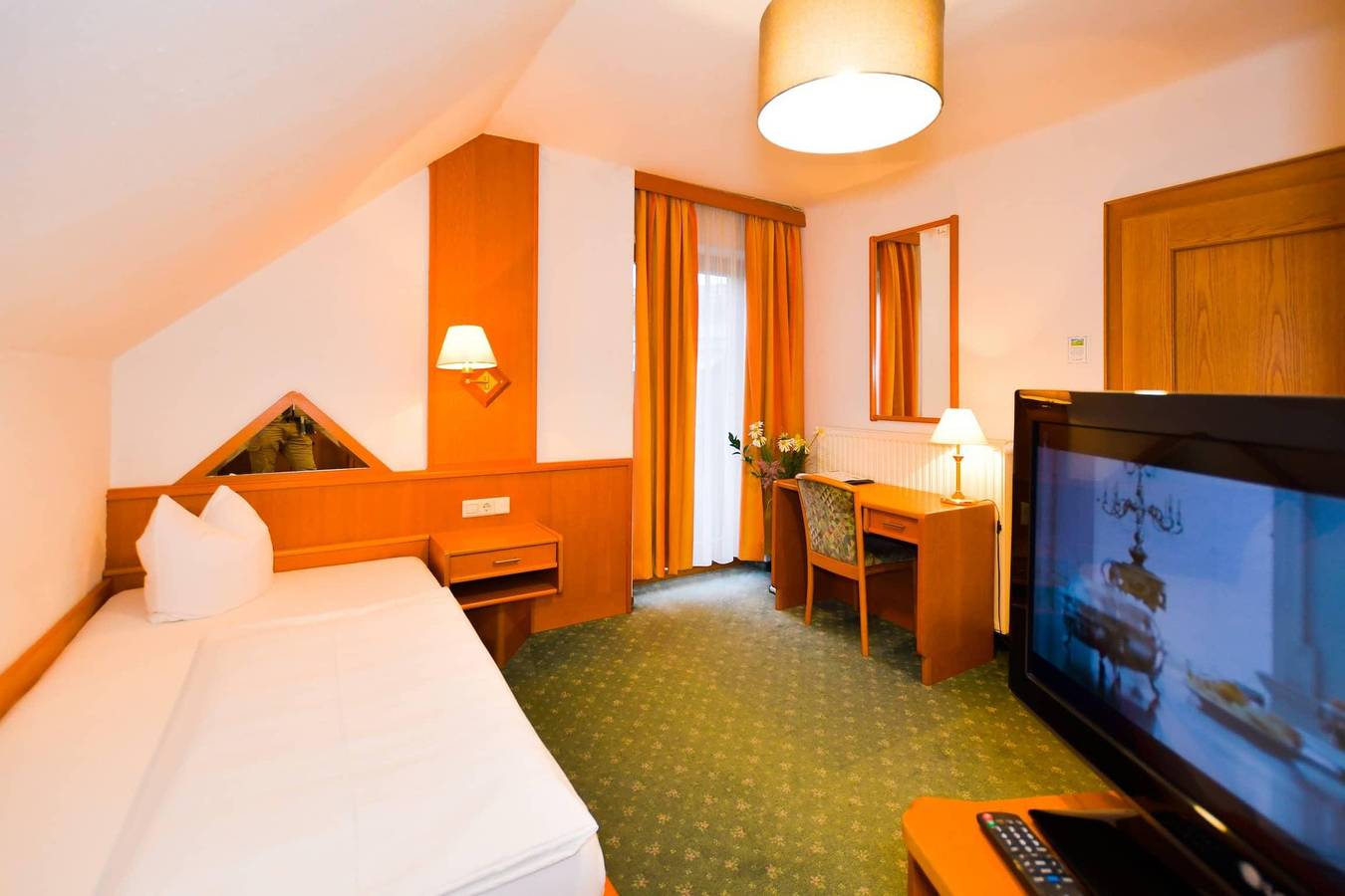 Einzelzimmer, Dusche oder Bad, Wc in Krumpendorf am Wörthersee, Klagenfurt-Villach