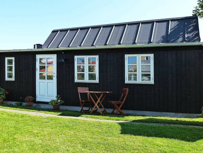 Feriehus for 4 personer, med Terrasse og Hage i Skagen