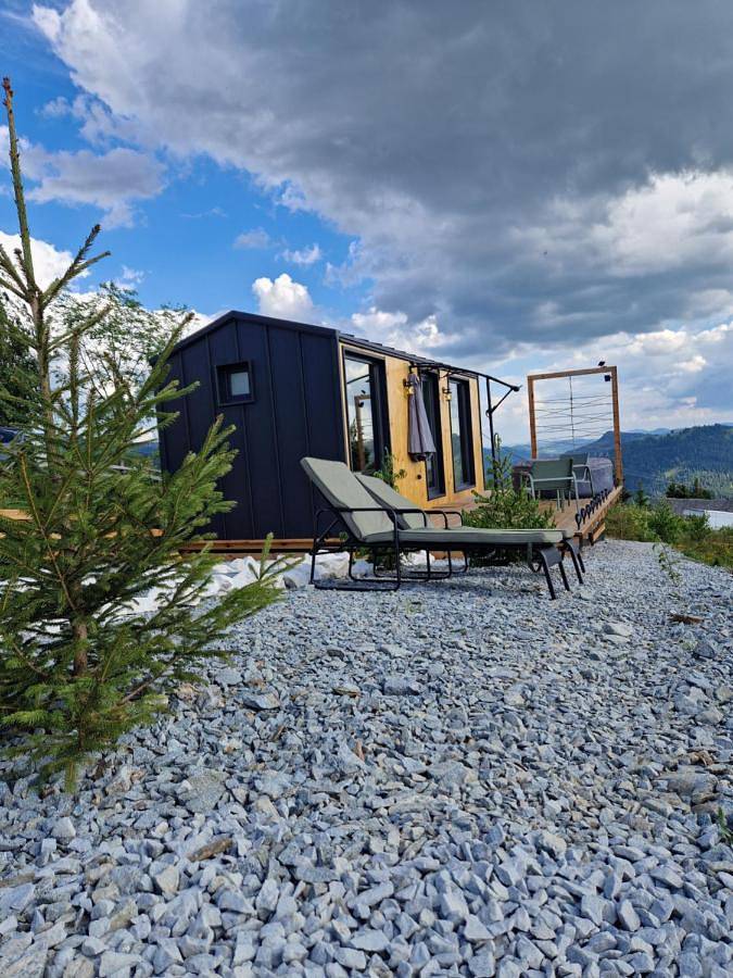 Camping für 2 Personen, mit Whirlpool und Terrasse sowie Garten und Ausblick in Alba (Romania)