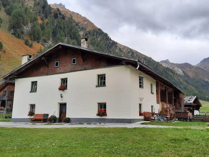 Chalet für 8 Personen, mit Garten in Tux