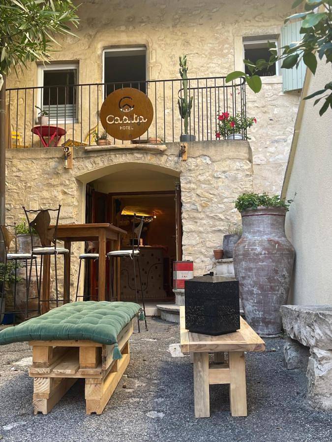 Hôtel pour 2 personnes, avec vue et terrasse, animaux acceptés à Puygiron