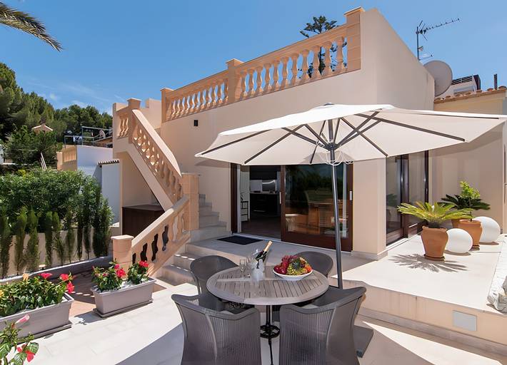 Casa de vacaciones para 4 personas, con jacuzzi y balcón en las Islas Baleares - 2