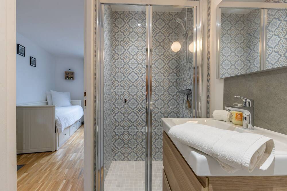 Ganze Wohnung, Studio-Ensuite mit Dusche in Romorantin-Lanthenay, Sologne