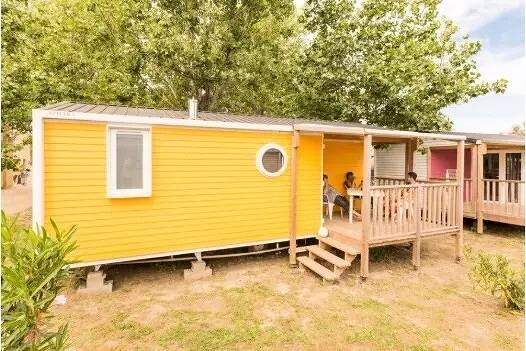Camping pour 4 personnes, avec terrasse dans l' Hérault - 3