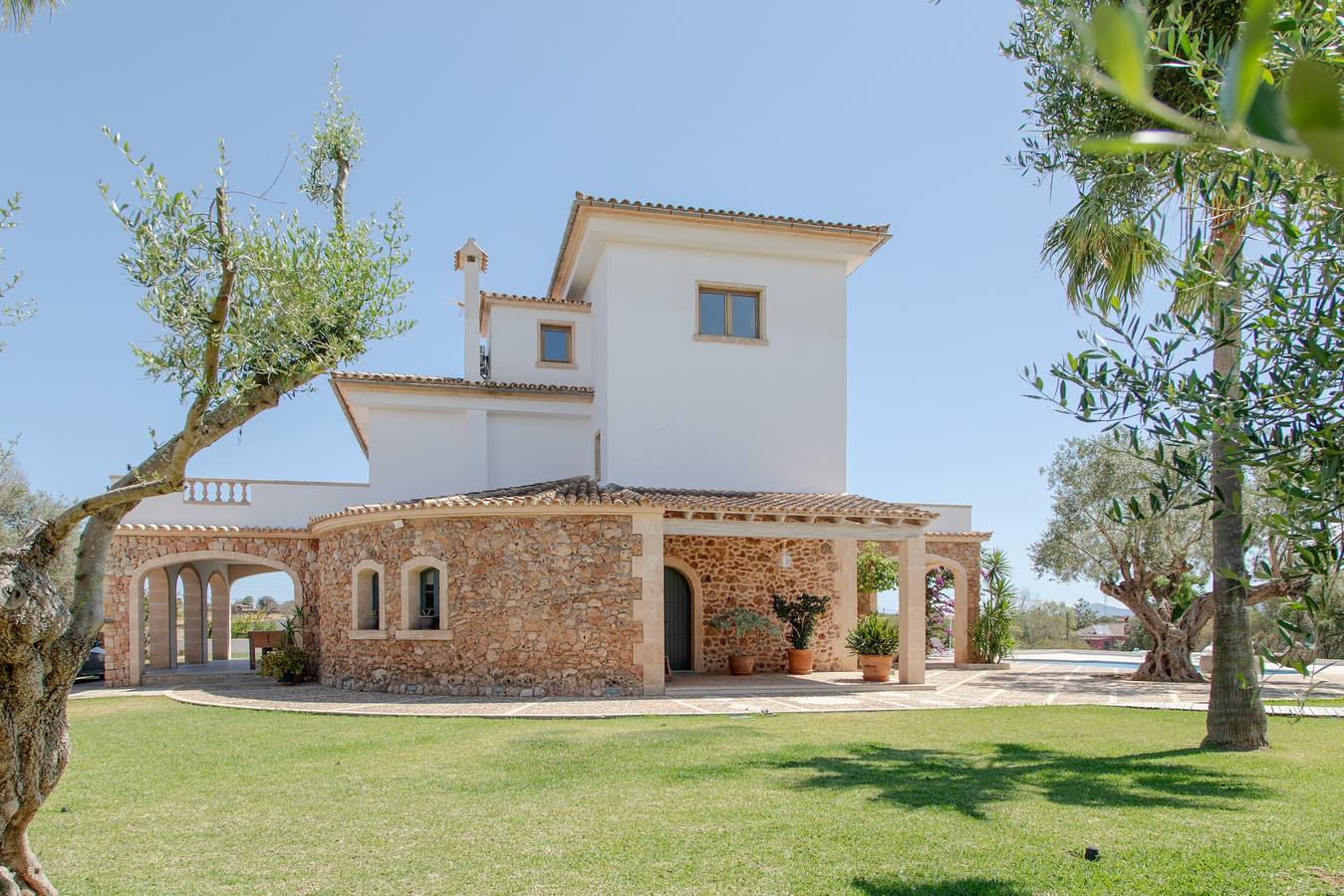 Villa 'Turquesa' con Vistas Parciales a la Bahía, Wi-Fi y Aire Acondicionado in Santa Margalida, Mallorca Norte