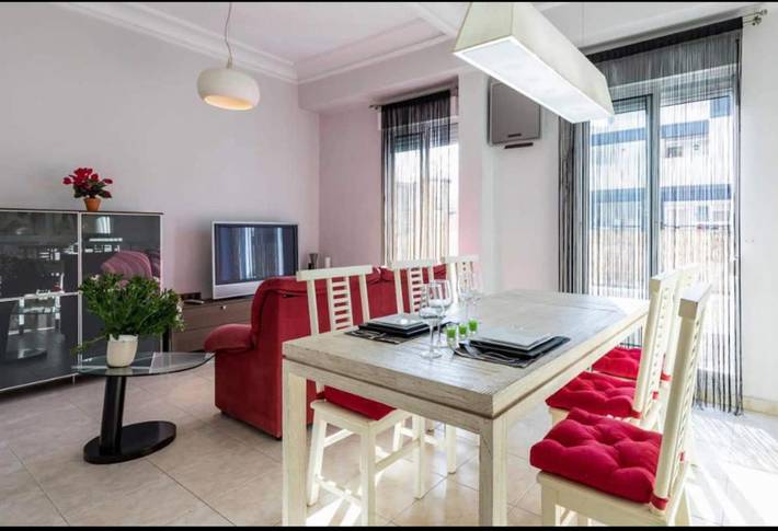 Apartamento para 3 personas, con Balcón y Vistas en Ruzafa