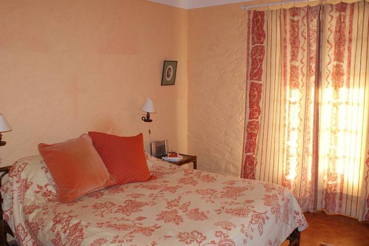 Gîte pour 10 personnes, avec terrasse ainsi que piscine et jacuzzi à Montfort-sur-Argens - 4