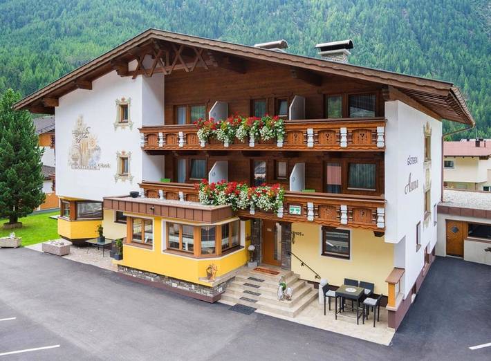 BnB für 6 Personen, mit Garten in Huben