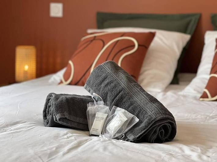 Location de vacances pour 4 personnes, avec jardin à Saint-Denis-de-l'Hôtel - 2