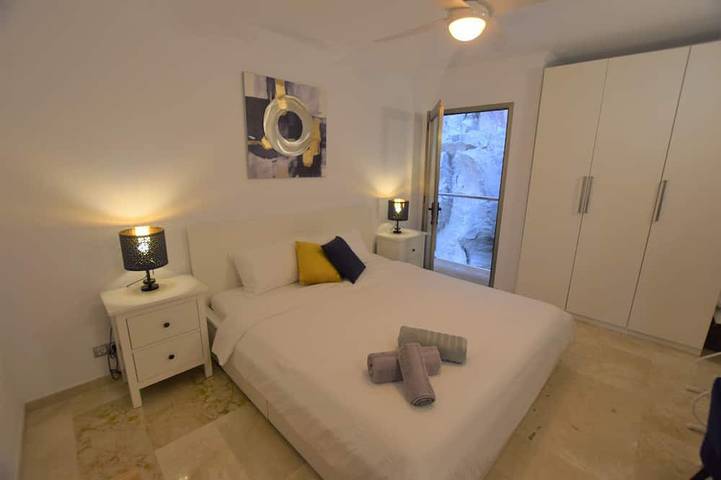 Appartement entier, Offre de lancement - Luxueux appartement avec 2 chambres, 2 salles de bain près de la plage in Puerto de Mogan, Mogán
