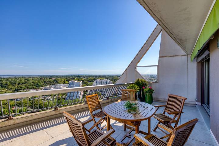 Apartamento entero, Apartamento «Le Panoramique en la Gran Pirámide»: vistas al mar, terraza privada, Wi-Fi in La Grande-Motte, Côte d'Améthyste
