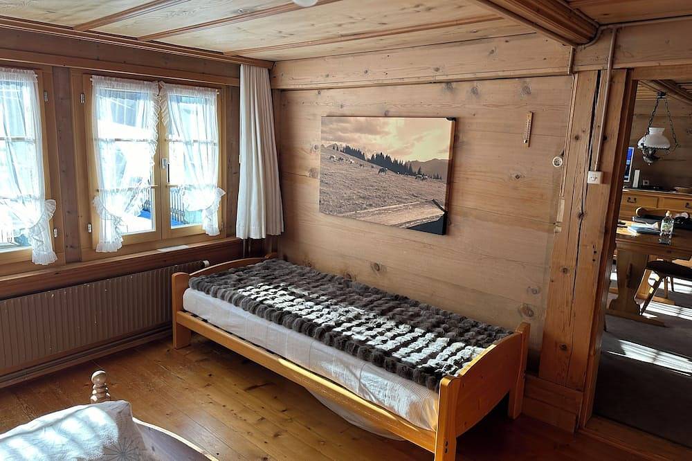 Appartement entier, Ruhige Wohnung mit Atemberaubender Aussicht. Familien & Paare Willkommen in Gstaad, Saanen