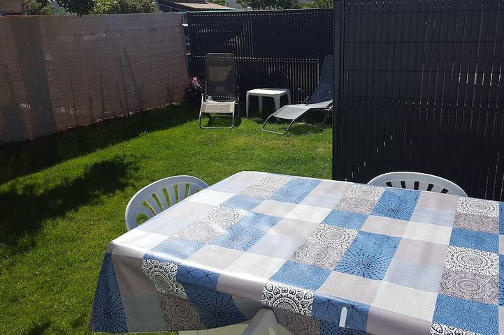 Location de vacances pour 2 personnes, avec jardin à Saint-Pierre-d'Oléron