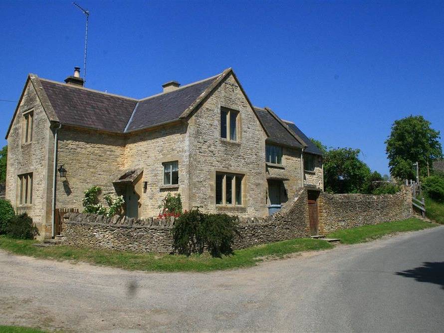 Hillside Cottage in Oxfordshire
