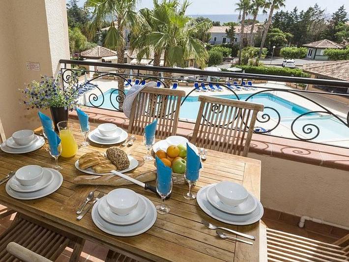 Camping für 6 Personen, mit Kinderpool auf Korsika - 2