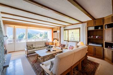 Ferienwohnung für 4 Personen, mit Balkon und Ausblick sowie Garten in Davos