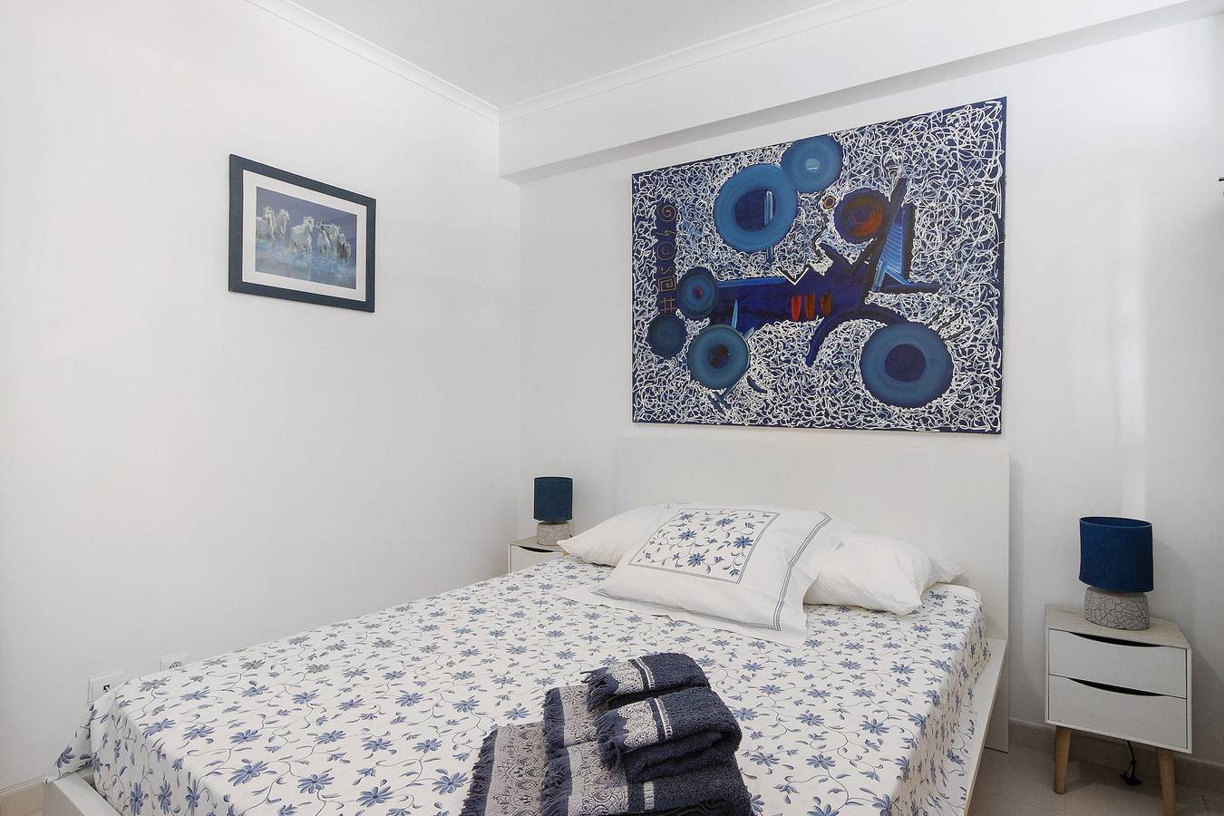 Apartamento inteiro, Apartamento 'Apartamento De La Praia' com Terraço Privado, Varanda e Wi-Fi in Armação de Pêra (costa), Armação de Pêra