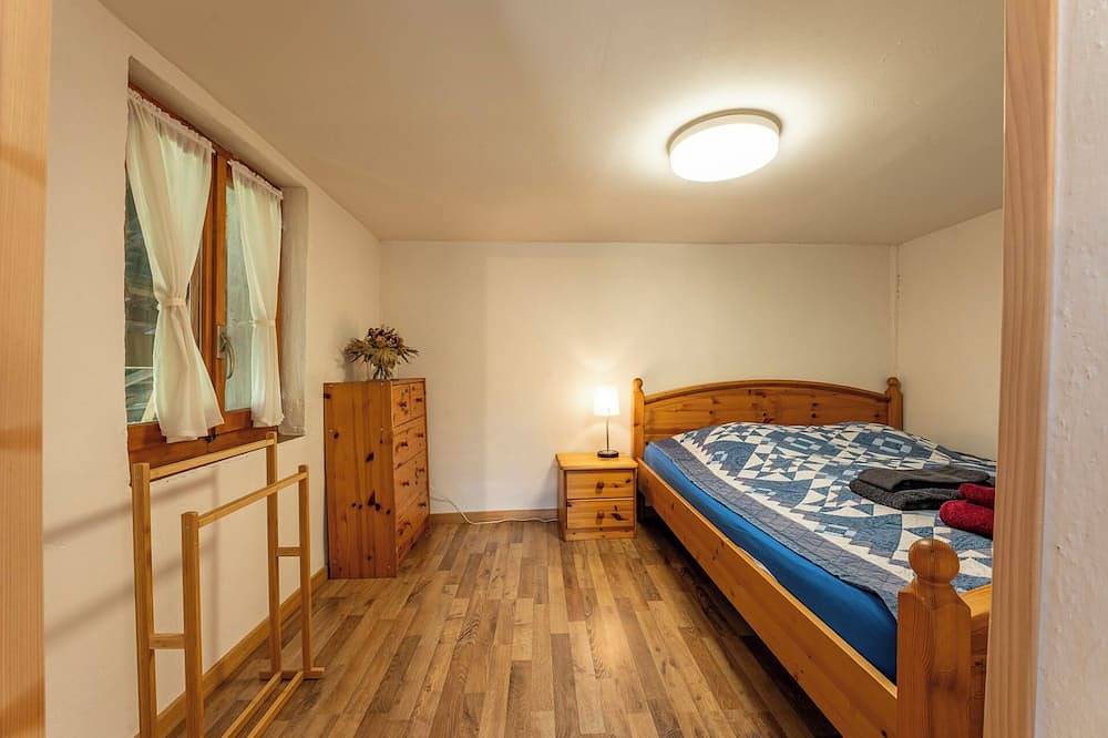 Gemütliche Ferienwohnung mit Holzofen umgeben von den Schweizer Alpen in Kandergrund, Frutigen - Lenk - Adelboden