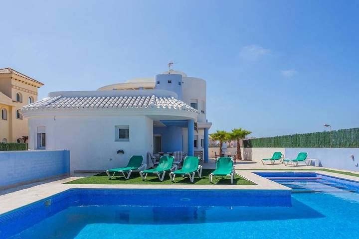 Chalet para 14 personas, con Balcón y Terraza además de Jardín y Piscina en Campo de Cartagena - 3