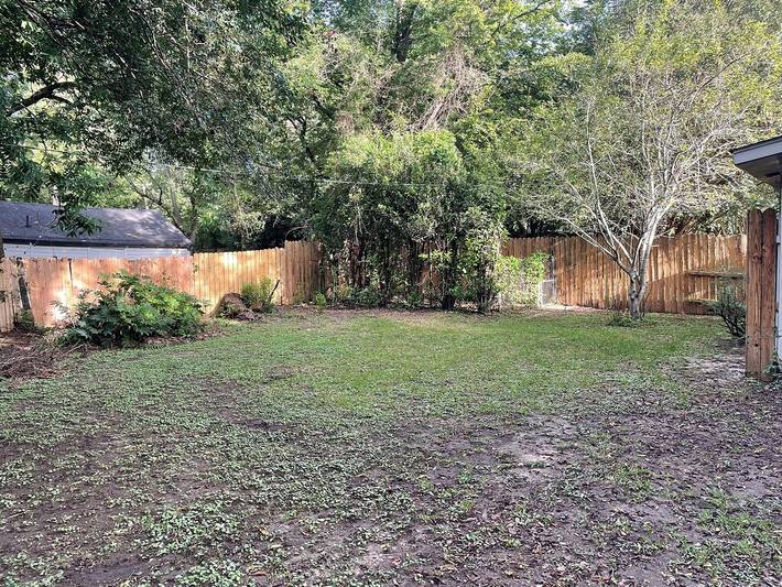 Vacation rental for 8 people, with terrace and yard in Montgomery