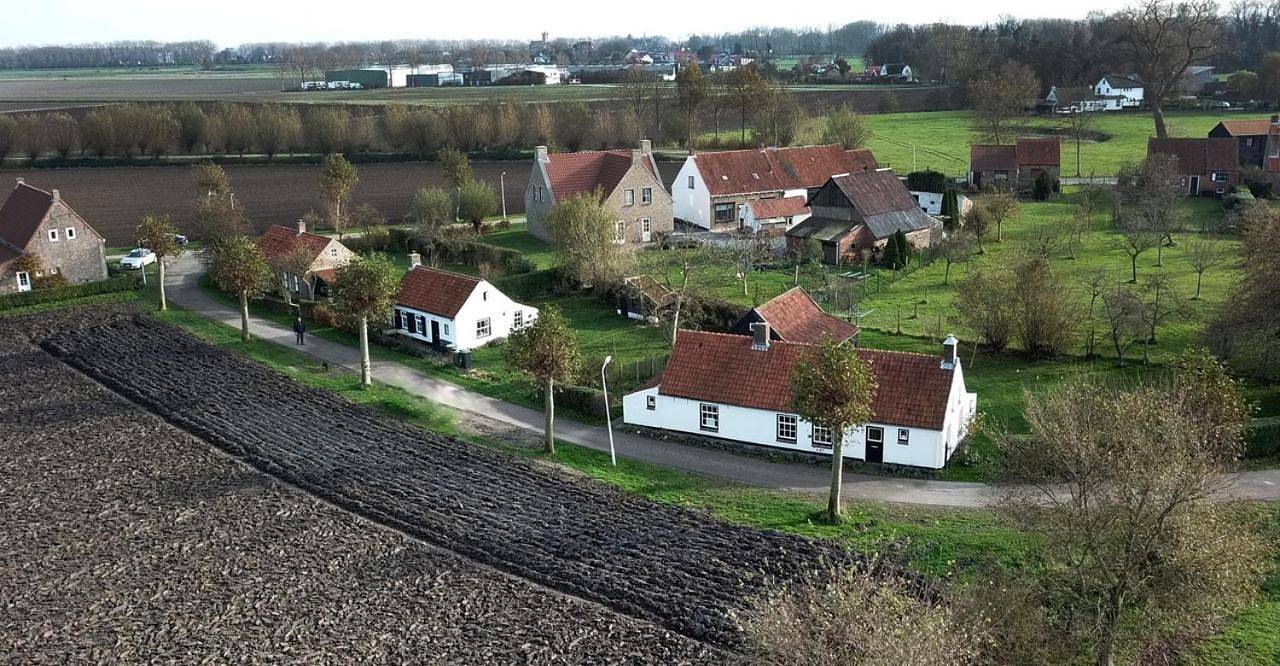 8 Jonkvrouw Geilstraat in Sluis, Zeeuws-Vlaanderen