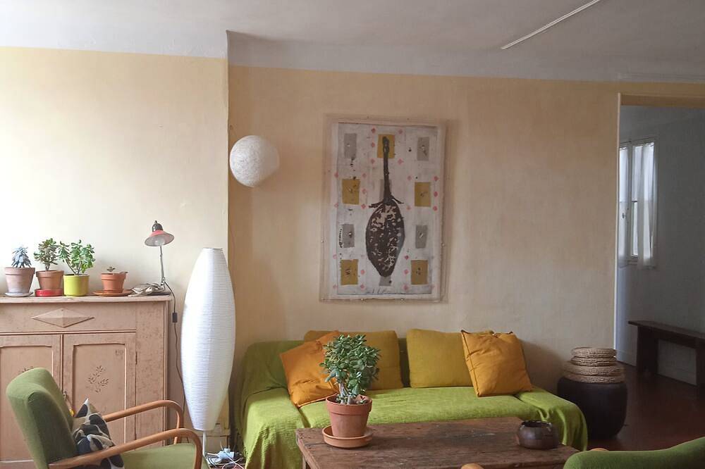 Chambre dans appartement central et calme\n\nroom in central and quiet apartment in Marseille, Région de Marseille