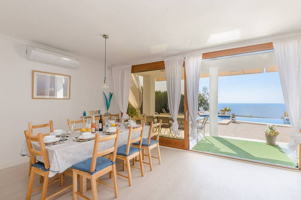 Yourhouse Somni, villa con vistas al mar en Mallorca sur in Badia Gran, Lluchmayor