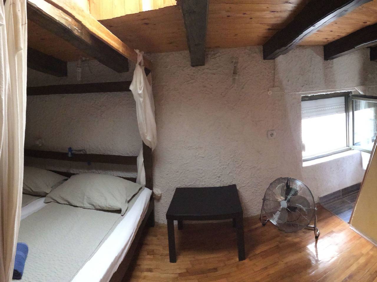 Ganze Wohnung, Sommersprosse/terase in Betina, Tisno